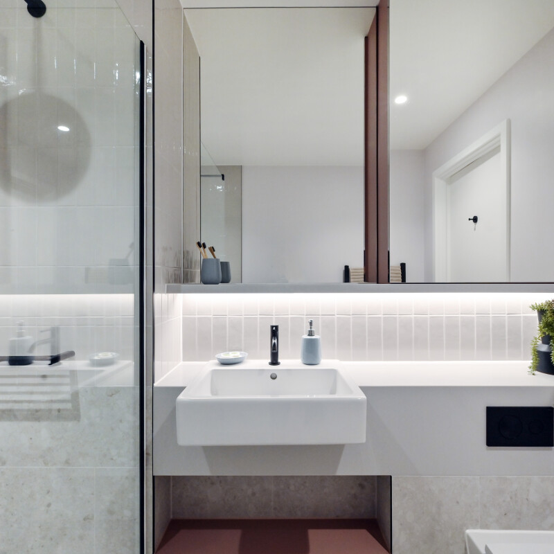 A bathroom in the Ashbee Brent Cross Town (Brent Cross Town)