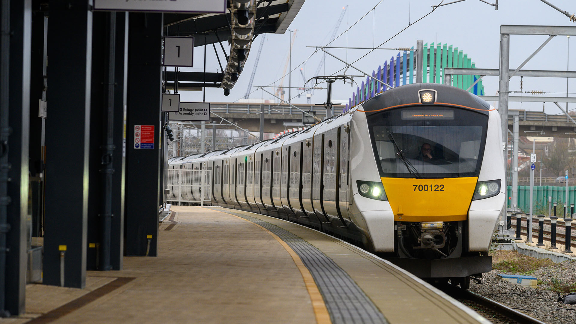 Photo of a train arriving at Brent Cross West station. (Brent Cross Town)