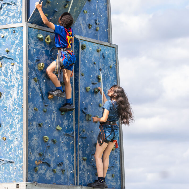 Climbing wall in Clitterhouse Playing Fields