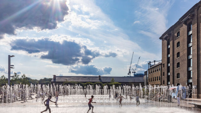 Photo of Granary Square and fountains at King's Cross, London. (Brent Cross Town)